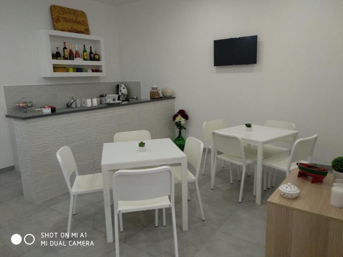 B&B Il Mandorlo Polignano a Mare Kültér fotó